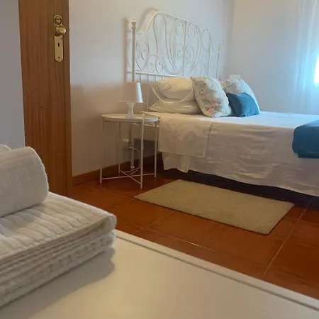 Casa D'avo Maria - T5 - Rural Ate 10pax Holiday home