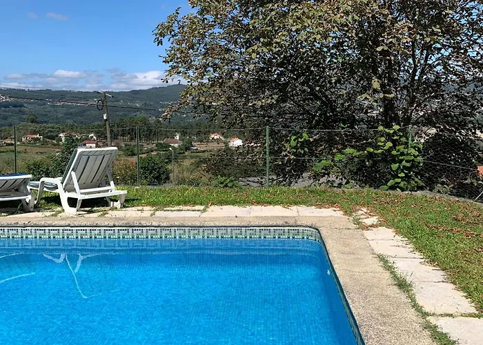 度假居 Casa D'Avo Maria - Paraiso No Campo - T5 Com Piscina, Vistas E Vinhas Marco de Canavezes