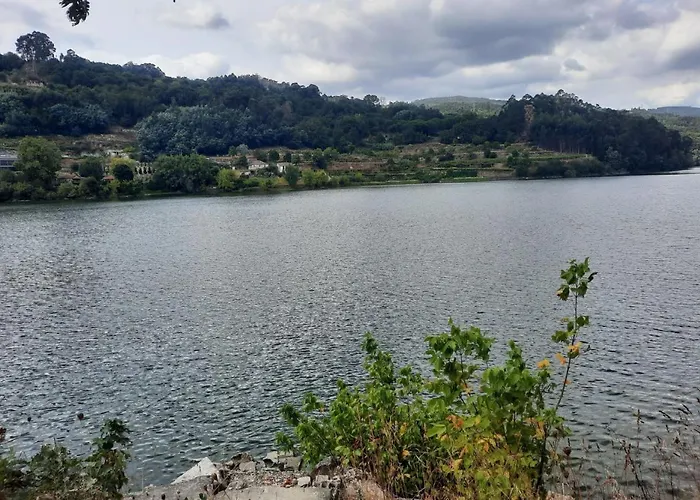 Casa D'Avo Maria - Paraiso No Campo - T5 Com Piscina, Vistas E Vinhas Marco de Canavezes